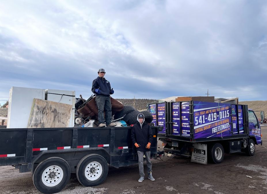 Junk removal service Bend